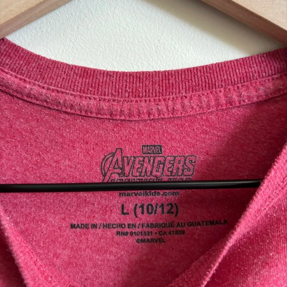 Marvel Avengers Infinity War Graphic T-Shirt Boys L 10/12 Red Thanos Iron Man